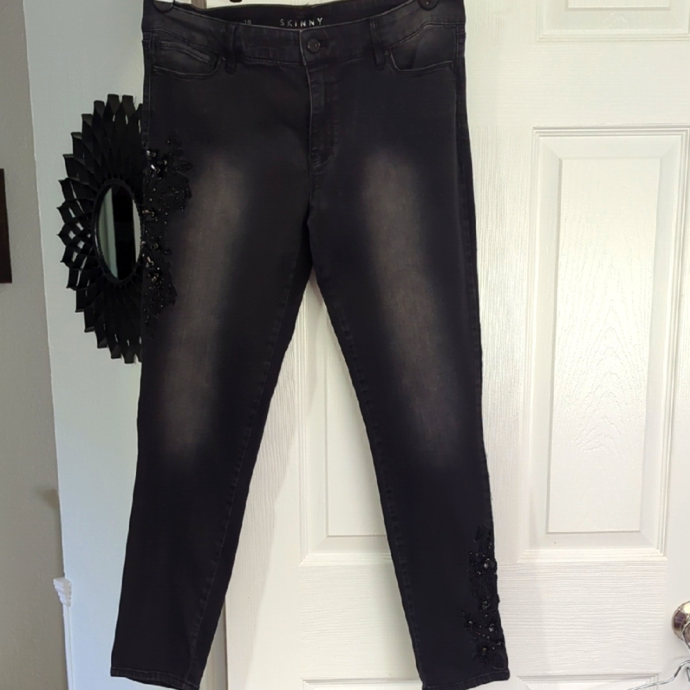 WHBM THE SKINNY ANKLE Charcoal Jeans with Black Embellishments SIZE 10